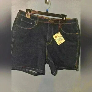 Hybrid & Company Womans Indigo Shorts Size 14